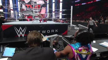 WWE TLC Tables, Ladders & Chairs (2015) download